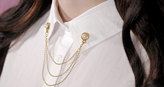 Can I Wear a Lapel Pin on my Shirt Collar?