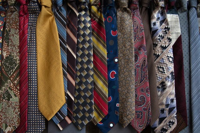 Style Essentials: Should Your Lapel Pin Match Your Tie?
