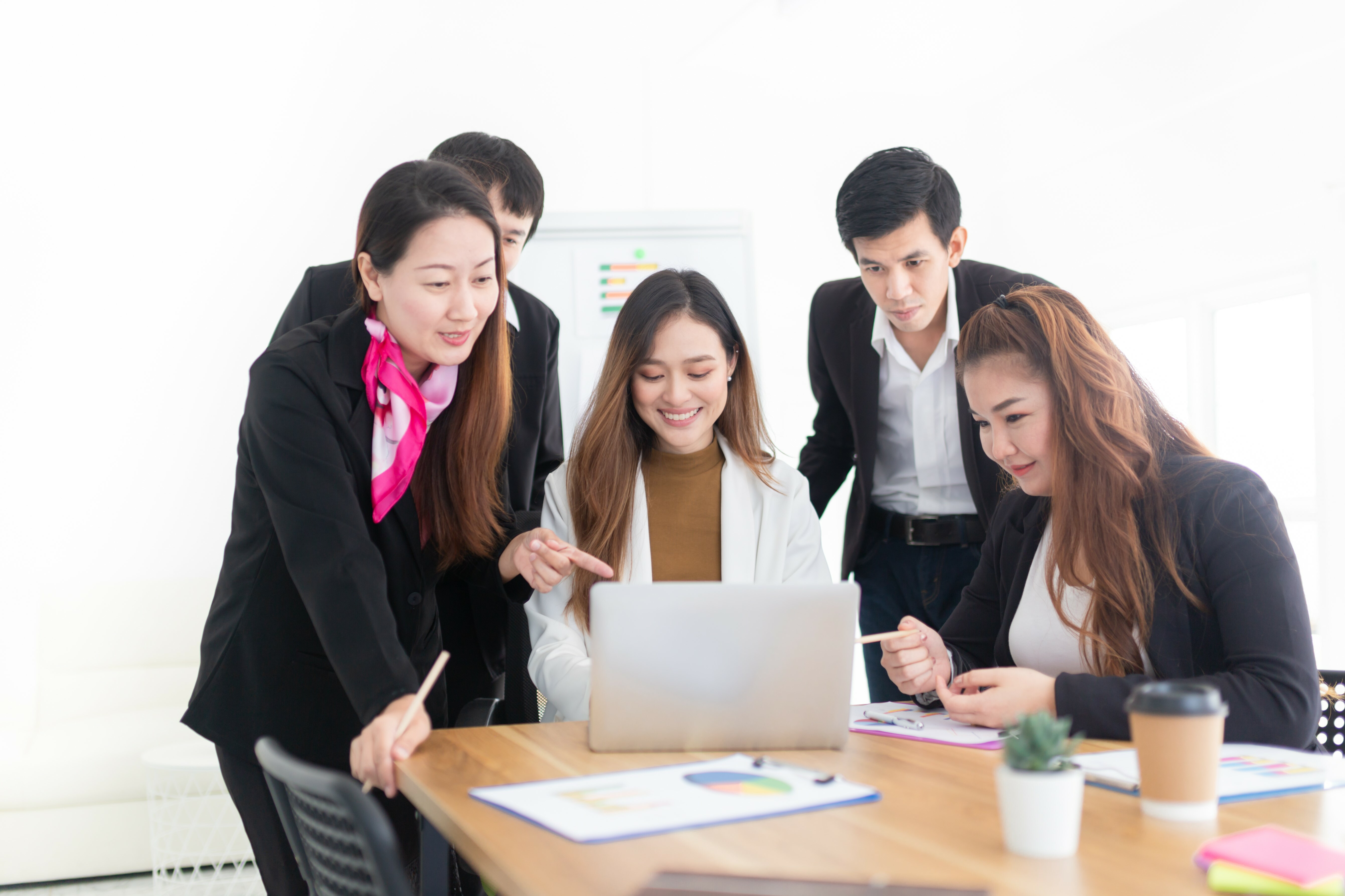 Custom Coins -- The Key to Higher Office Morale, Lower Staff Turnover